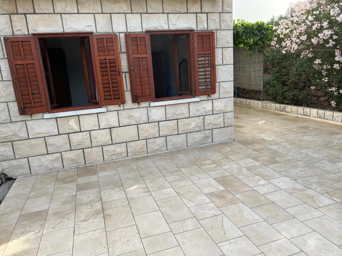 Apartmani Tonko Račišće Zewnętrze zdjęcie